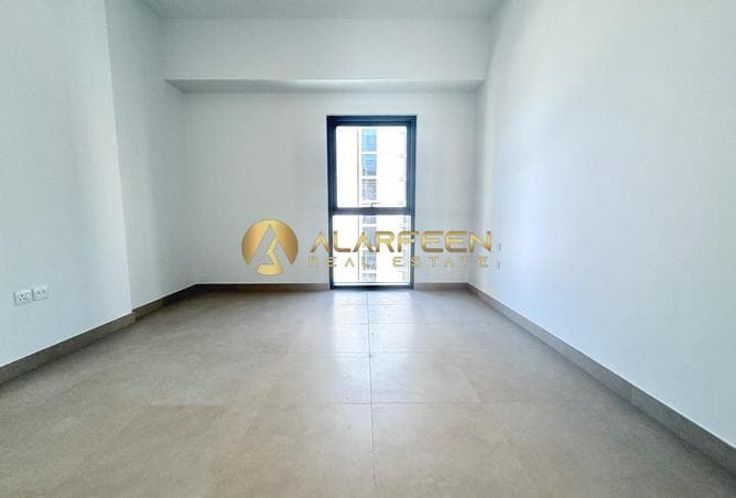 Unfurnished 2BHK | Near Metro | Park View