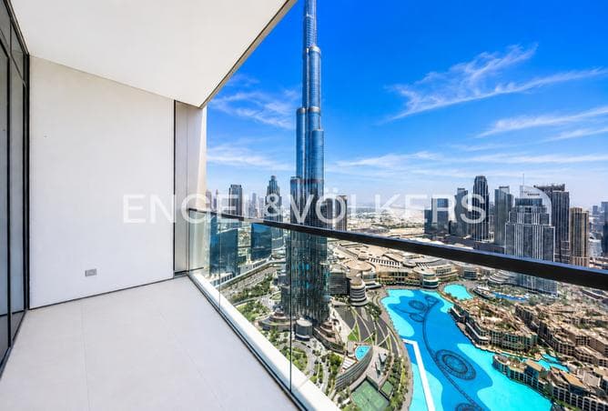 Burj Khalifa & Fountain View | Bright | Spacious